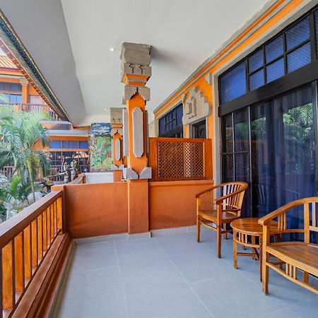 Wina Holiday Villa Kuta Lombok Exteriör bild