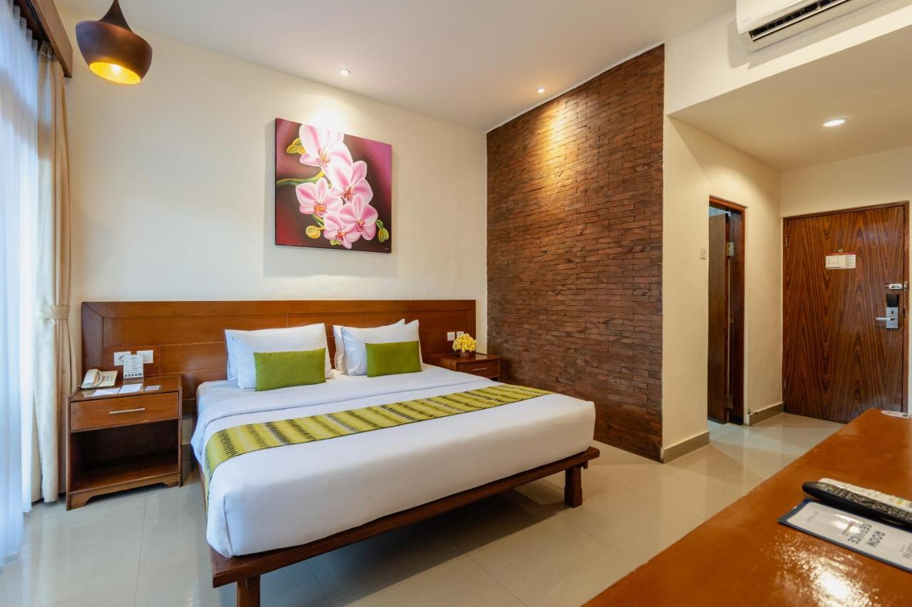 Wina Holiday Villa Kuta Lombok Exteriör bild